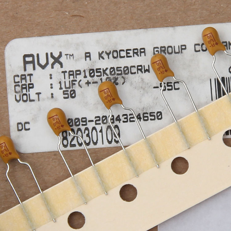 TAP105K050CRW  直插钽质电容器 TAP  50v1uF 10% 美国AVX
