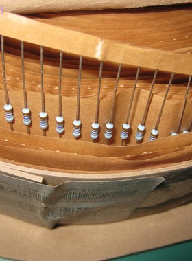 MBB02070C8871FRP00 8.87k 600mW金属膜电阻器Vishay Beyschlag