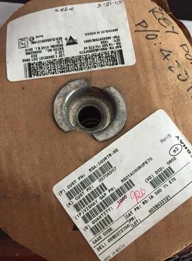 RS01A560R0FE70  线绕电阻器 RS-1A 1w 560ohms 1% Vishay / Dale