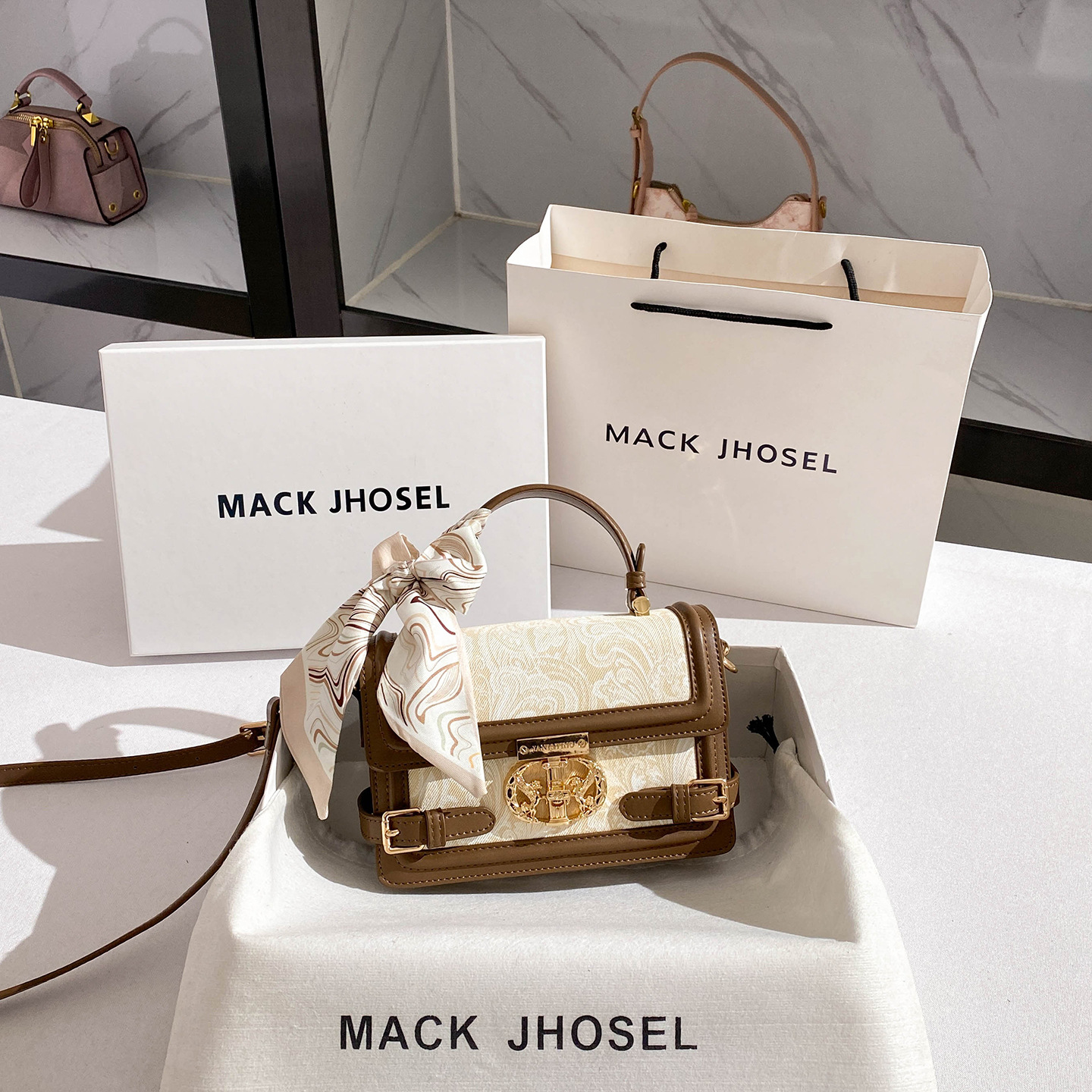 轻奢撞色斜挎包2025秋冬小众设计绑带手提小方包