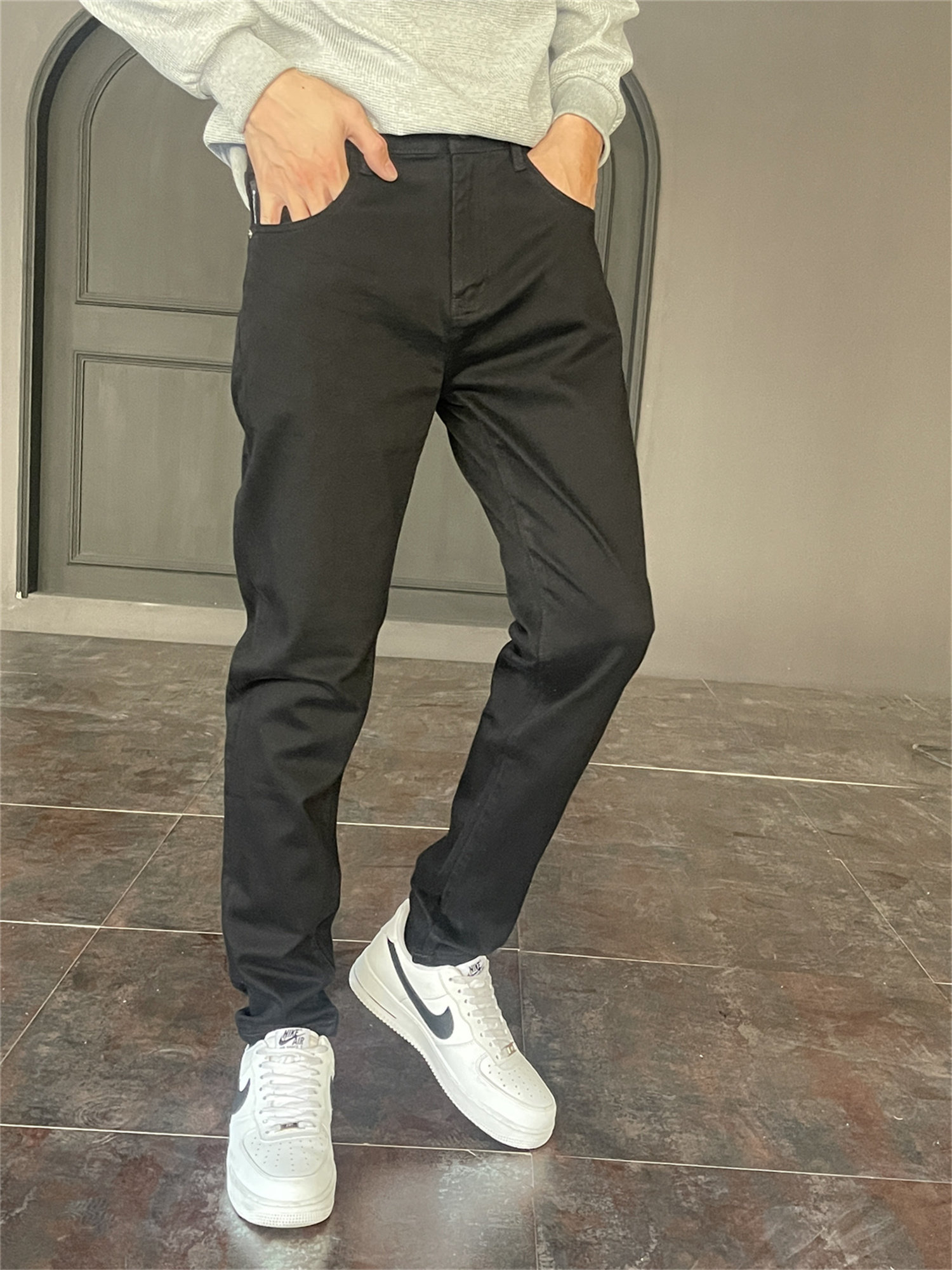 ins修身简约弹力男春秋小脚牛仔裤长裤男微哈伦青年黑色休闲弹力