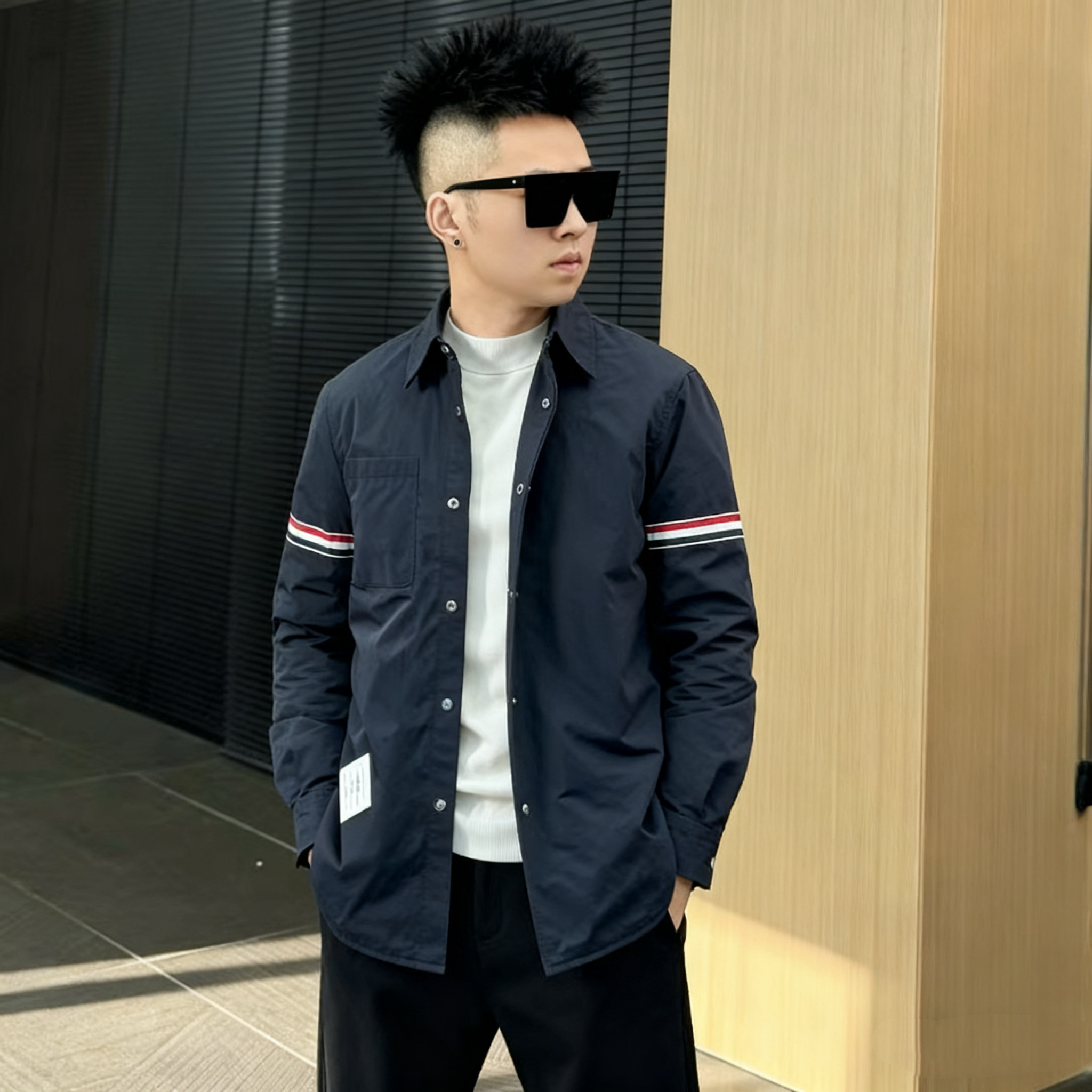 2025冬季新品衬衫式翻领羽绒服欧货高端条纹修身时尚休闲90白鹅绒