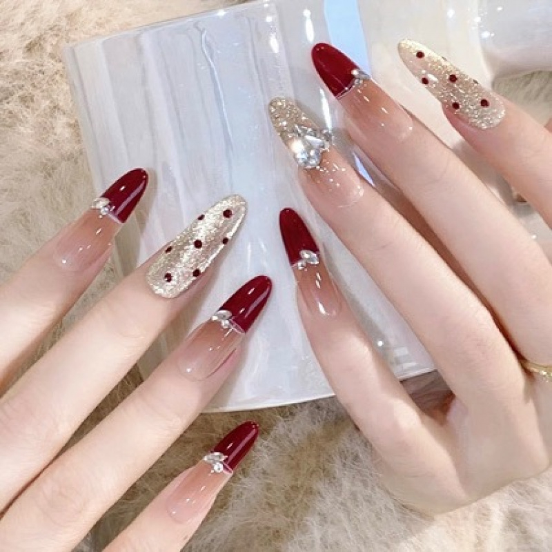 【酒红波点】2025新冬红色纯手工穿戴甲成品温柔法式猫眼美甲贴片