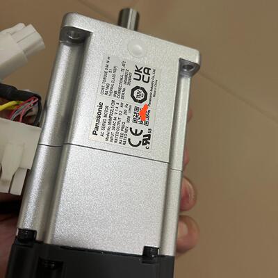 伺服电机MHMF022L1V2M实物图片 功能包好 95