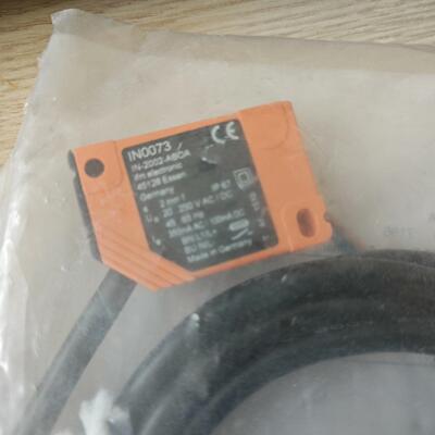 打包出4只LC1D95Q7C 三只 LC1D95M7C 一只