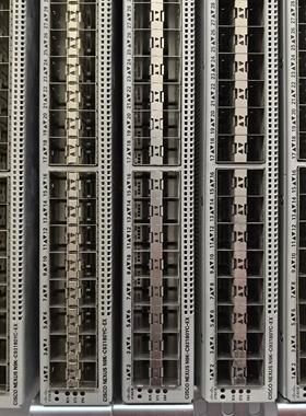 Cisco N9K-C93180YC-EX  48口
