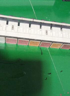 TAYEE AD17-302ZH结合指示灯。