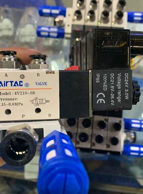 4V210-08-B。9.5成新配件4位汇流版