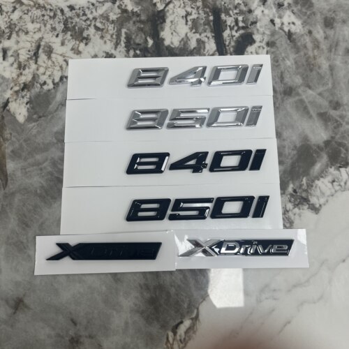 宝马840i车标后尾标M叶子板标