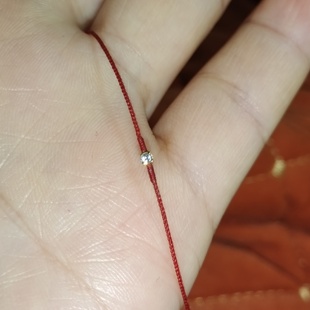半宝阁 18k真金一分钻石红绳手链0.1蜡线极细本命年红绳闺蜜女友