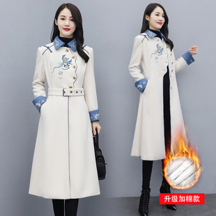 复古中国风毛呢大衣2025年新款女秋冬季刺绣长款加棉加厚呢子外套