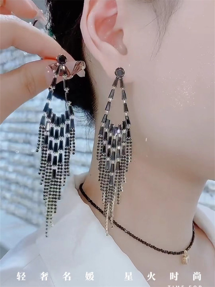 超仙气质高级感黑色锆石镶嵌长款菱形耳环925银针性感搭礼服耳饰