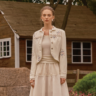 TUAS 咏叹调 永恒栀子 致爱洛斯 栀子花刺绣蕾丝短西装 TAM