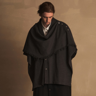 山羊绒绵羊毛混纺双面呢流苏斗篷披肩外套 冬日峡湾 TAM TUAS