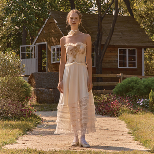 蕾丝多重下摆鱼骨全身裙 洋甘菊 TAM TUAS