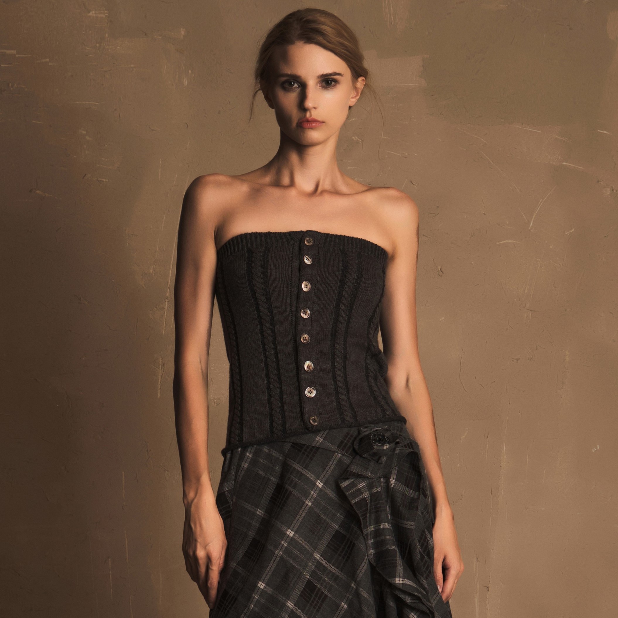 TAM TUAS【小豆蔻】山羊绒绵羊毛混纺双面穿拼色钩花毛织屁帘抹胸