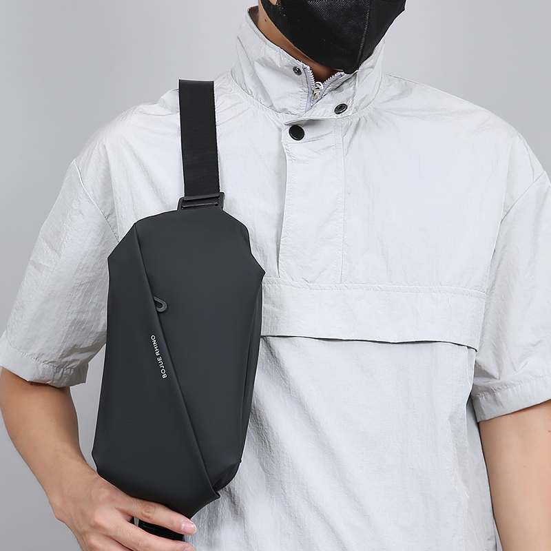 新款防水多功能斜挎胸包跑步手机腰包男女运动户外钓鱼登山骑行包