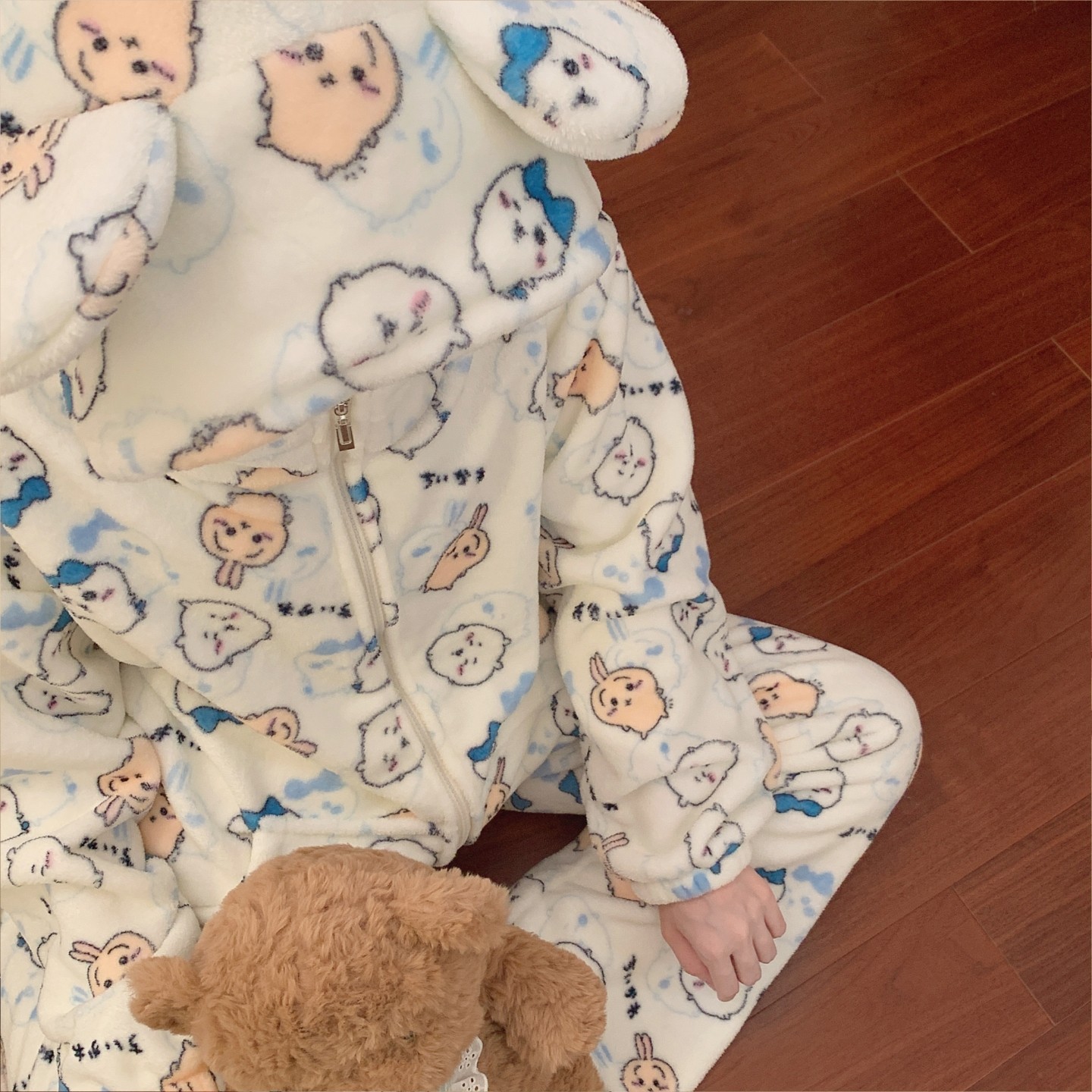 珊瑚绒情侣睡衣女秋冬季加绒加厚可爱卡通拉链连帽法兰绒男家居服