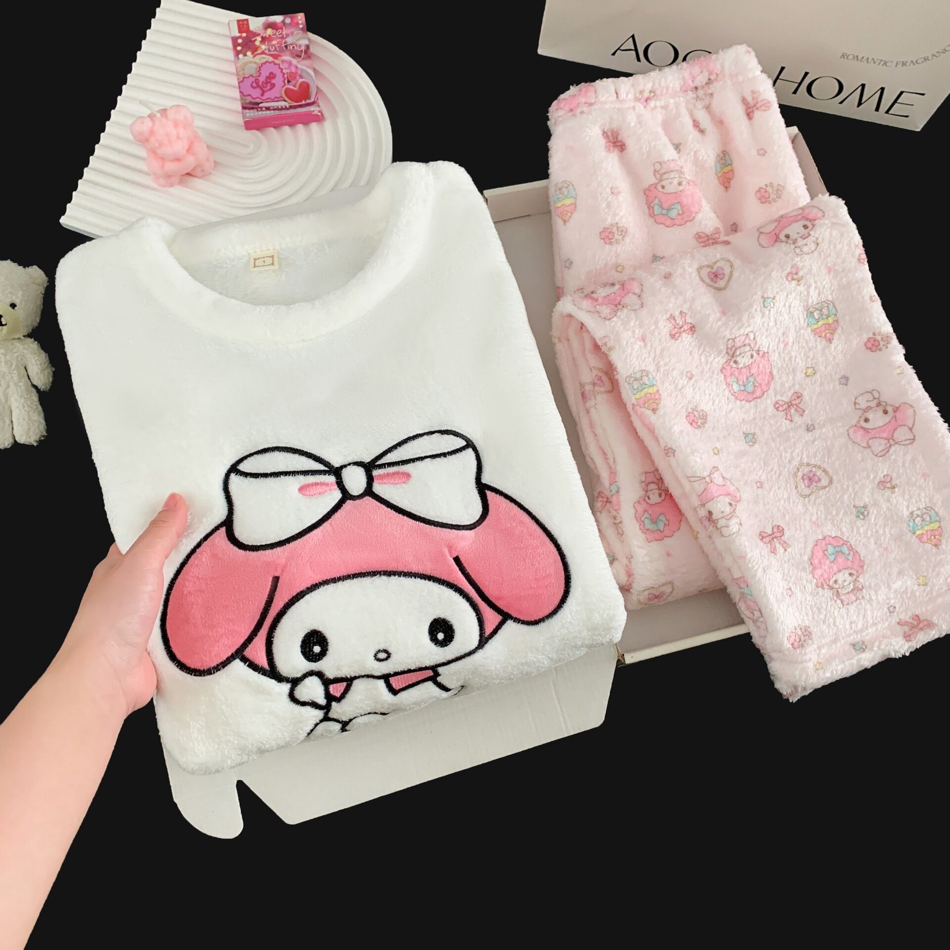 可爱卡通美乐蒂法兰绒睡衣女冬季加绒保暖加大码家居服套装可外穿
