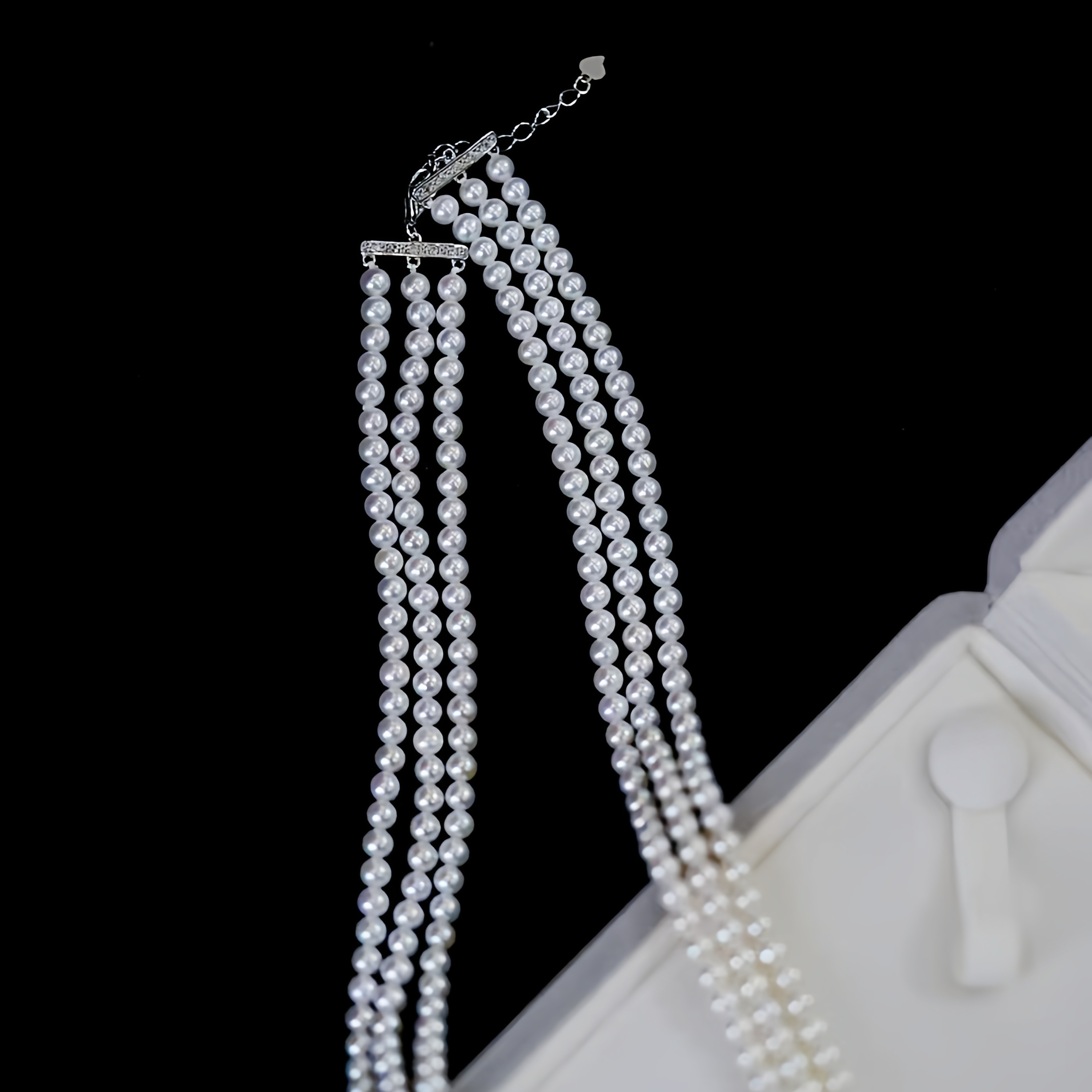 2025新款毛衣链天然珍珠女款轻奢感高级气质百搭长项链秋冬搭配款