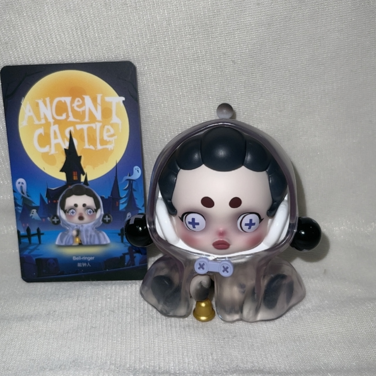 正版泡泡玛特- SP-敲钟人