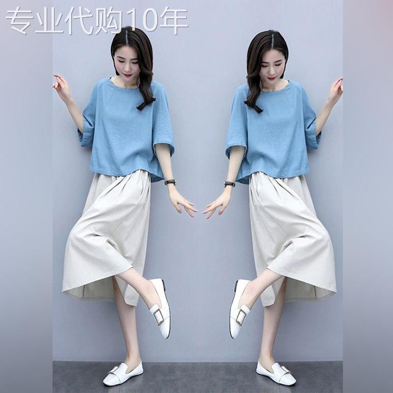 潮牌棉麻连衣裙女宽松2026年夏季休闲减龄两件套气质亚麻时尚套装