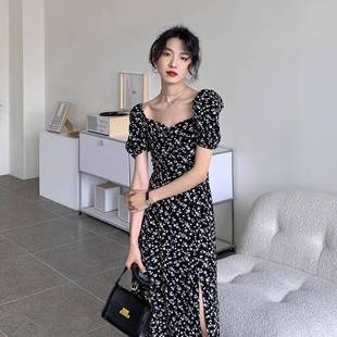 日系2025夏季 茶歇方领碎花连衣裙气质显瘦黑色开叉长裙女 新款 法式