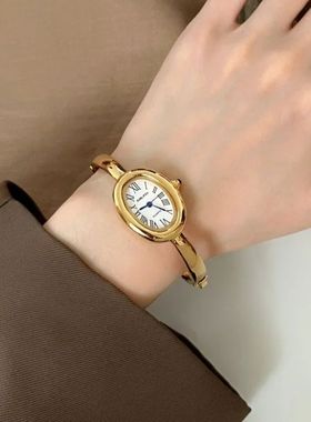 Famous Band Women Quatz Watch Fashion Luxuy Gold
