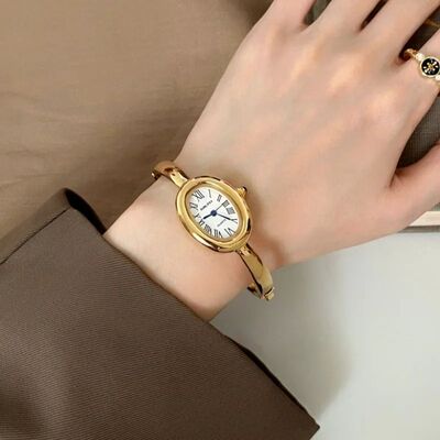 Famous Band Women Quatz Watch Fashion Luxuy Gold