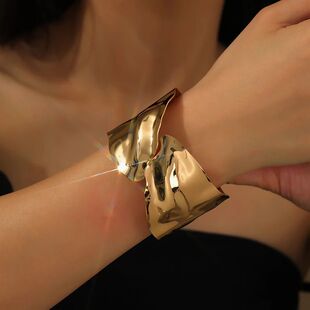 Punk Exaggerated Irregular Wide Opening BraceletsGold