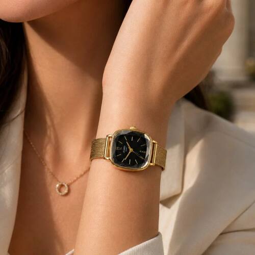 Vintage Gold Mesh Band Ladies Watch Fashion Squae Faceted