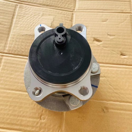 适用于奔腾E05后轮后轮轴承总成 轴头总成后轮轮毂轴承后轮轴头