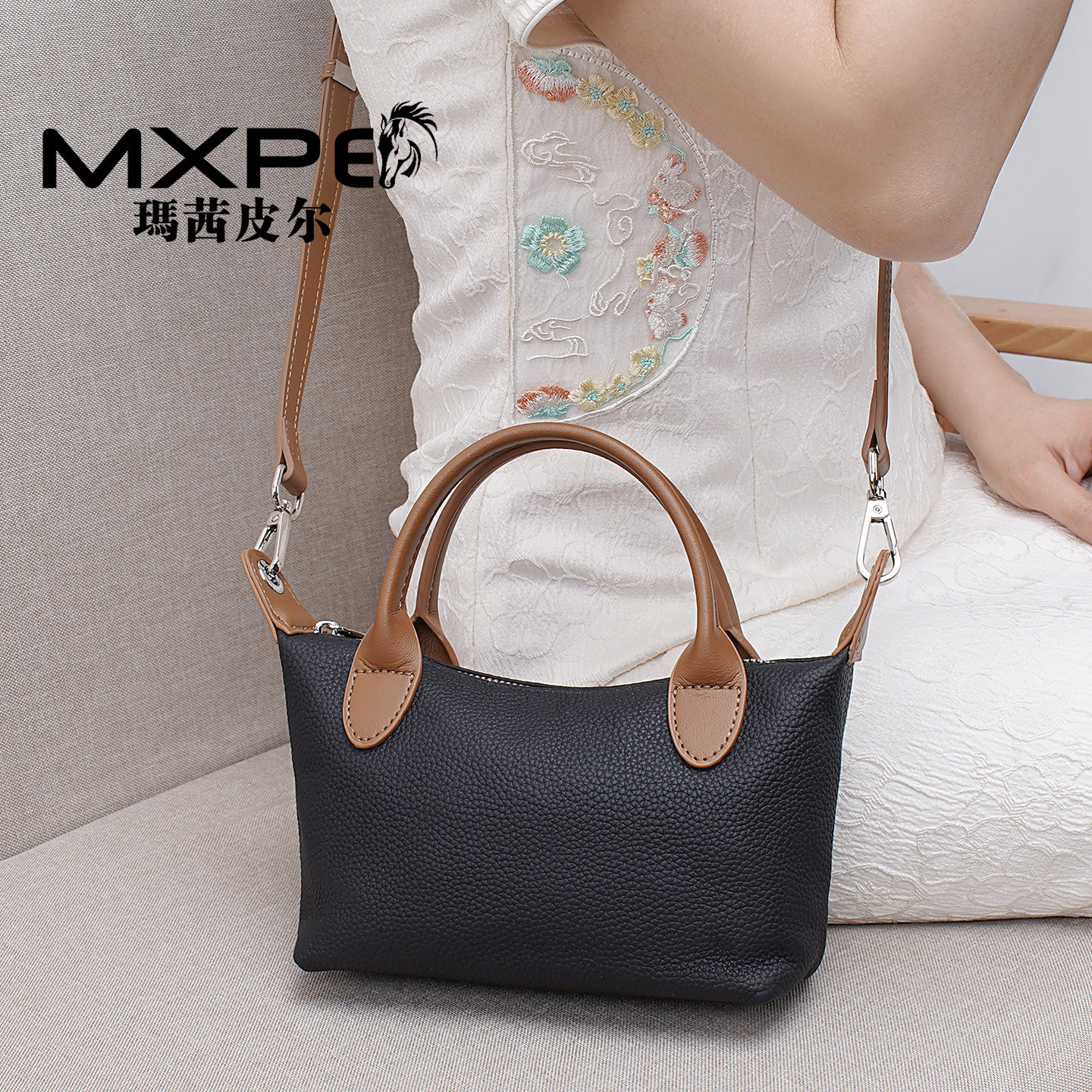 头层牛皮机车包时尚简约精致百搭轻便小包包手提斜挎女包休闲迷你