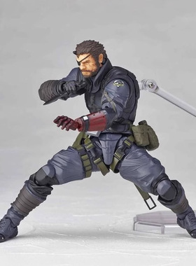 合金装备 自由之子 斯内克Snake 蛇叔 关节可动 模型摆件盒装