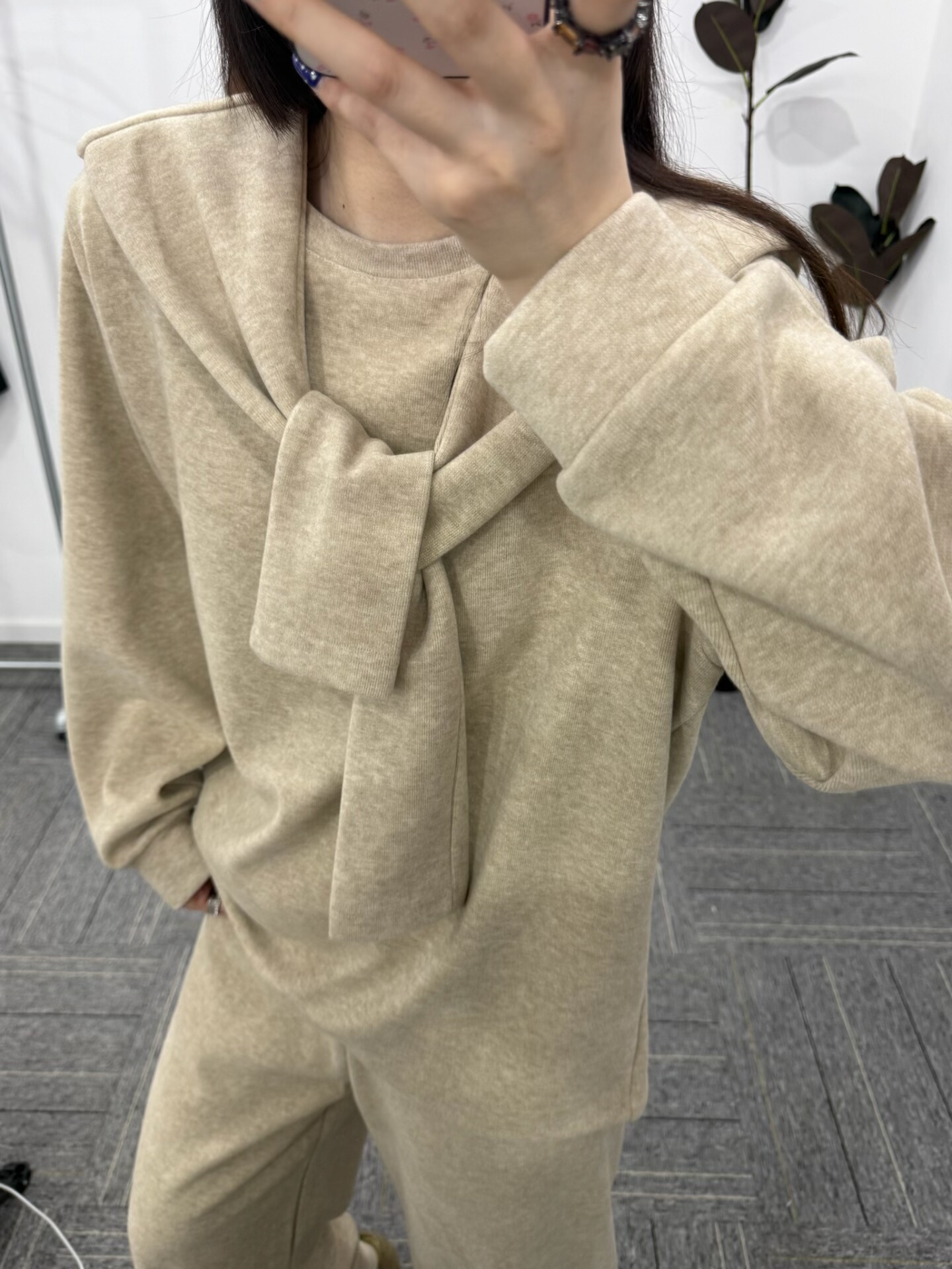 屋白里2025年早春新款港味复古chic灰色针织上衣慵懒风阔腿裤套装