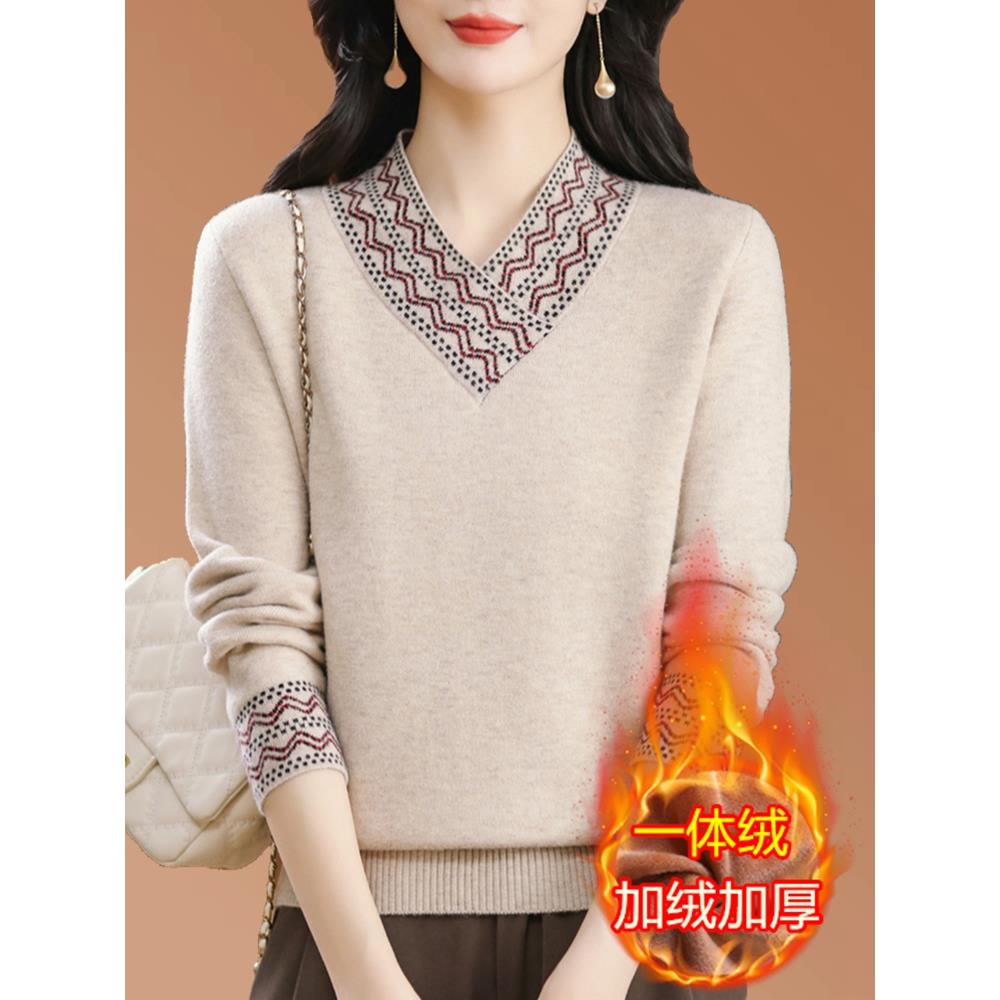 鄂尔多斯市加绒加厚毛衣女2023秋冬洋气保暖一体绒妈妈羊绒打底衫