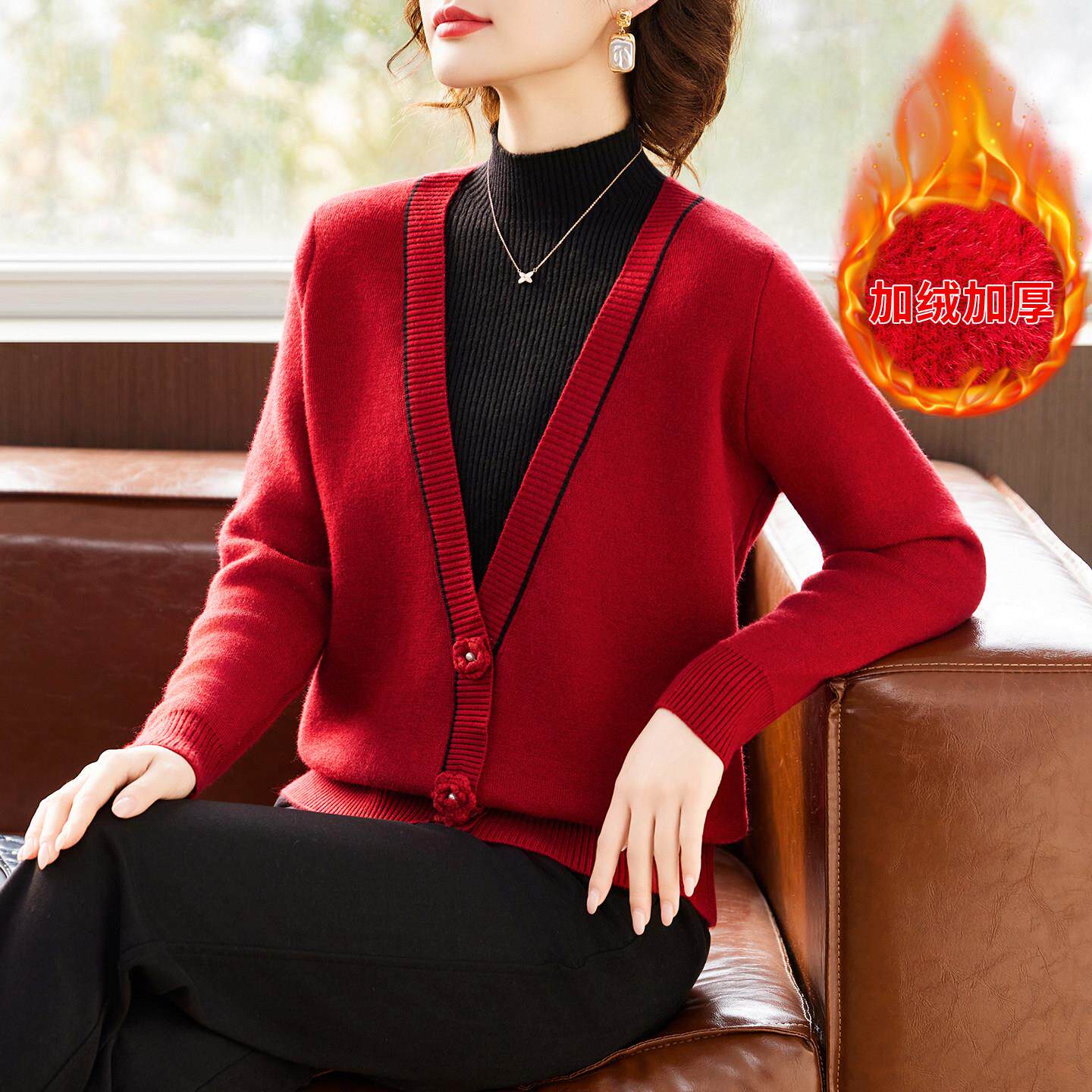 本命年妈妈冬装假两件红色毛衣打底衫中老年女装加绒加厚针织上衣