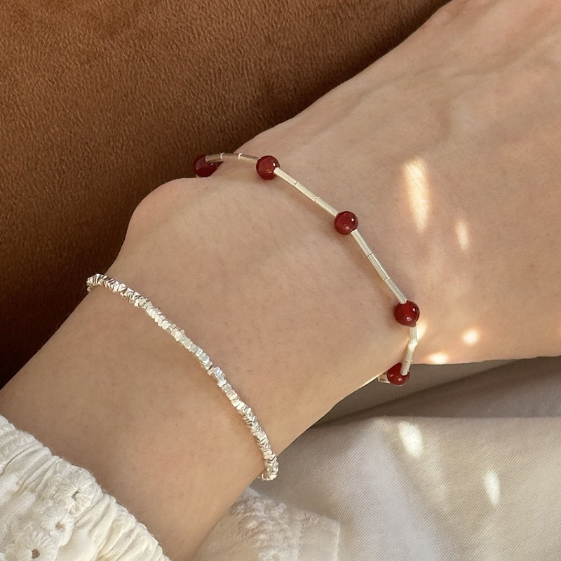 「银韵红珠」S925纯银竹节红玛瑙手链个性银管高级感极简红手链