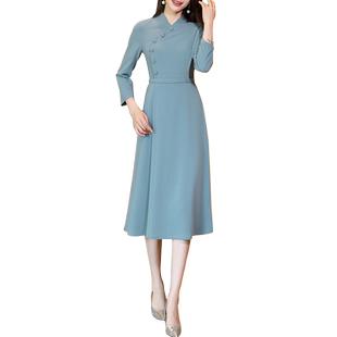 雾霾蓝新中式连衣裙女秋冬2025新款设计感端庄大气知性立领a字裙