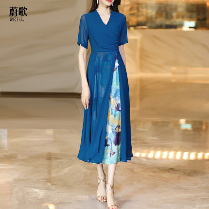 新中式国风蓝色拼接连衣裙女2024夏季新款高级感气质修身改良长裙