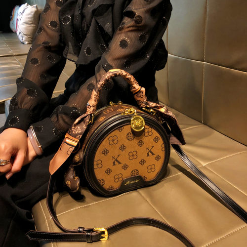 香港品牌复古时尚印花小圆包