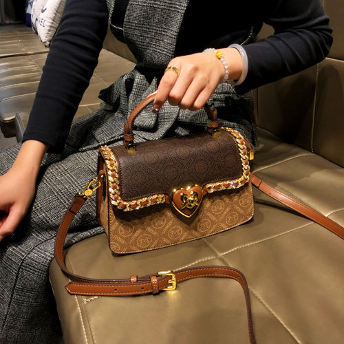 香港品牌印花设计复古气质小方包