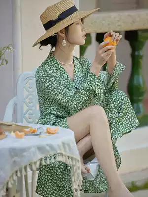 Beautiful Emperor French retro lapel floral dress 2021 early autumn new waist thin temperament skirt