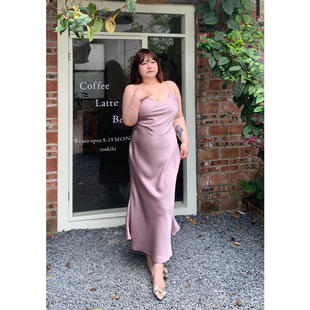 dese嘚瑟软糖薄荷曼波风鱼尾连衣裙夏季仿醋酸缎面性感V领吊带裙