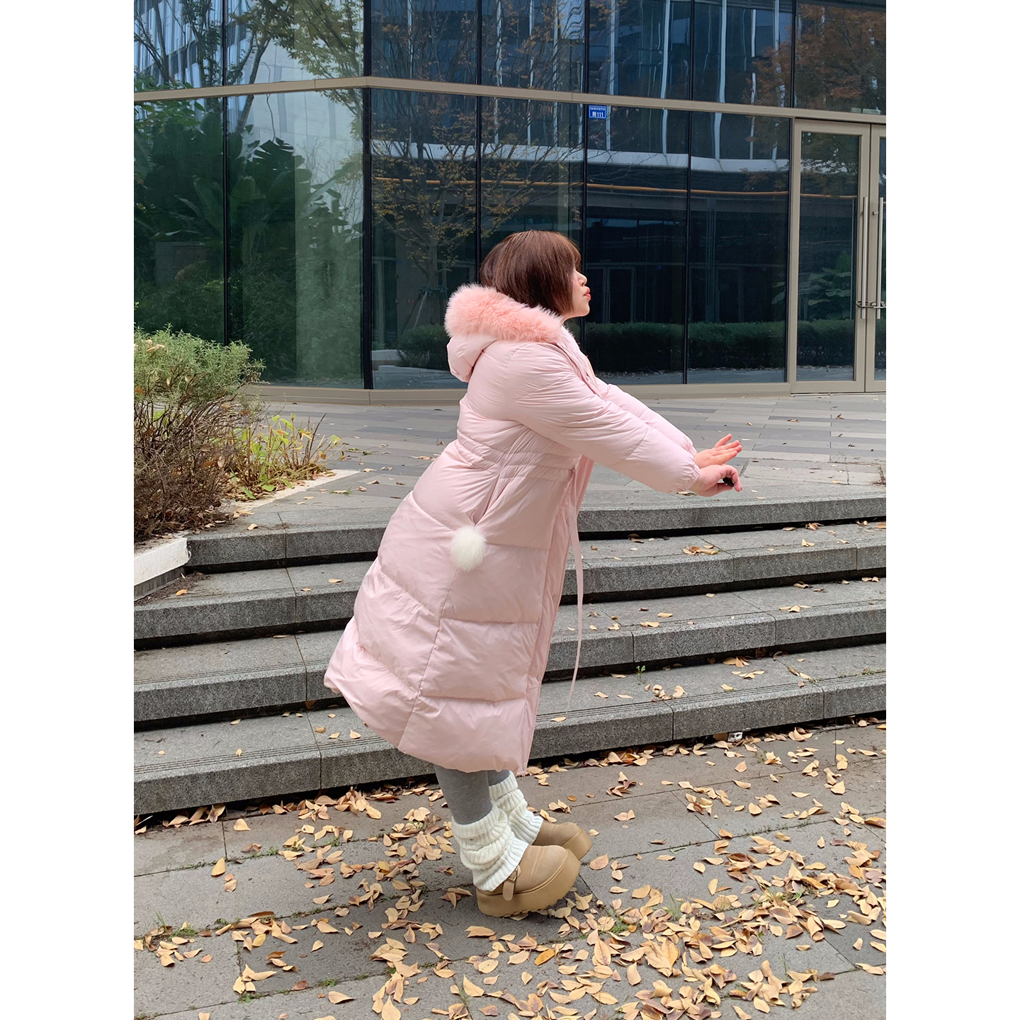 dese嘚瑟软糖大码女装白鸭绒羽绒服冬季新款毛领连帽长款收腰外套