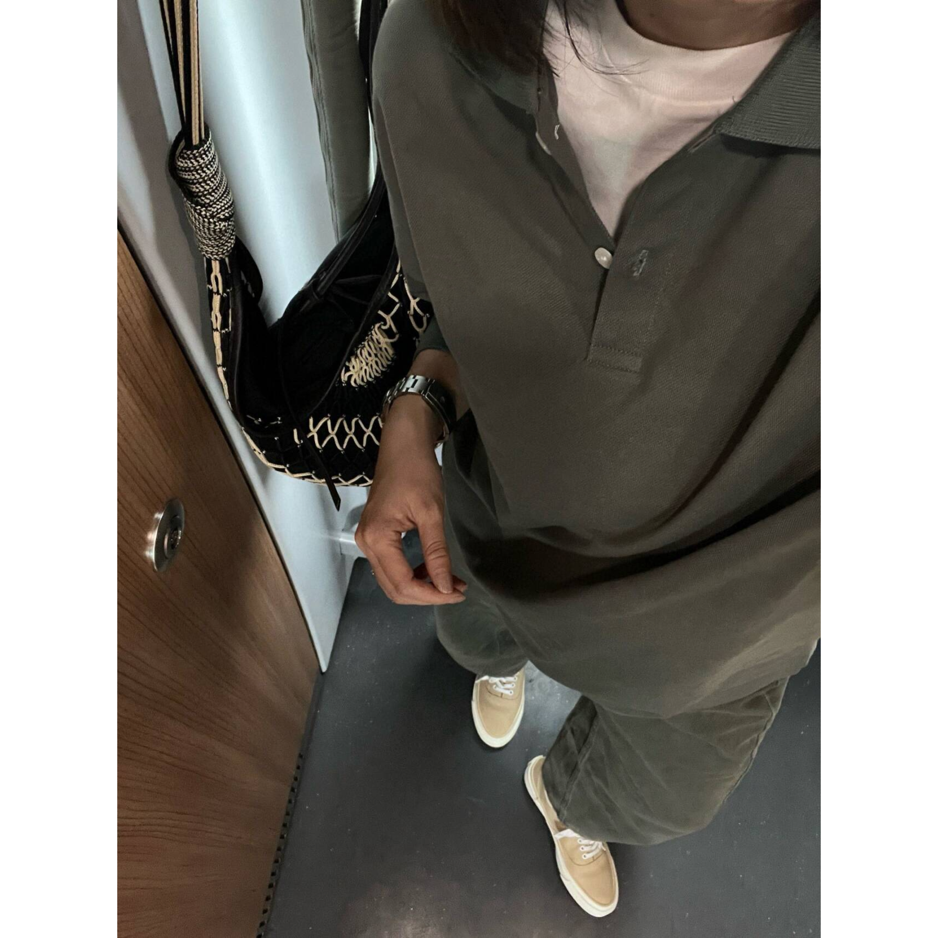 miu女孩风格徽标字母棉质珠地棉长袖polo衫上衣25秋冬新款鸬鹚