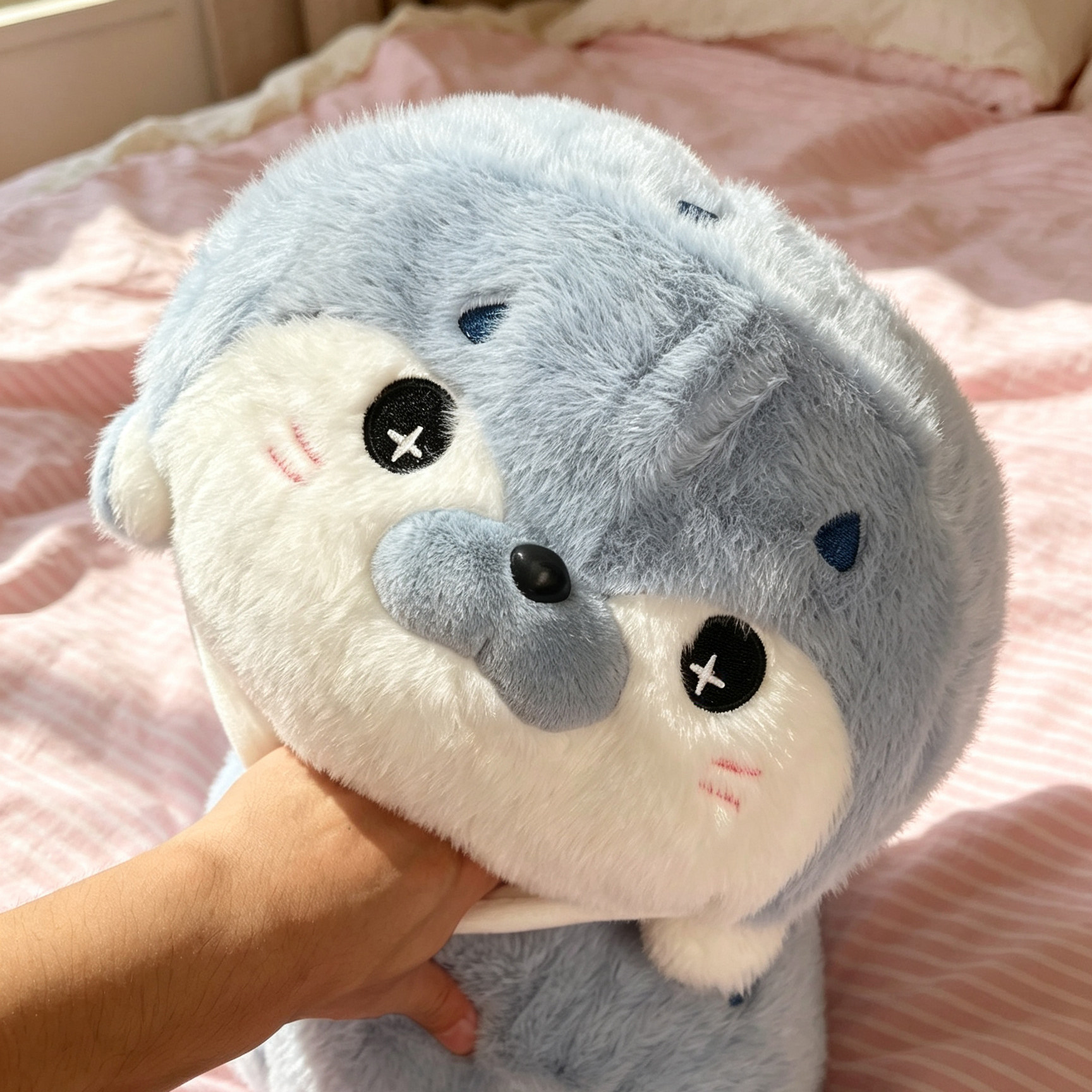 毛绒热水袋加厚可爱卡通海豹注水暖手宝安全防爆热敷脚暖肚子