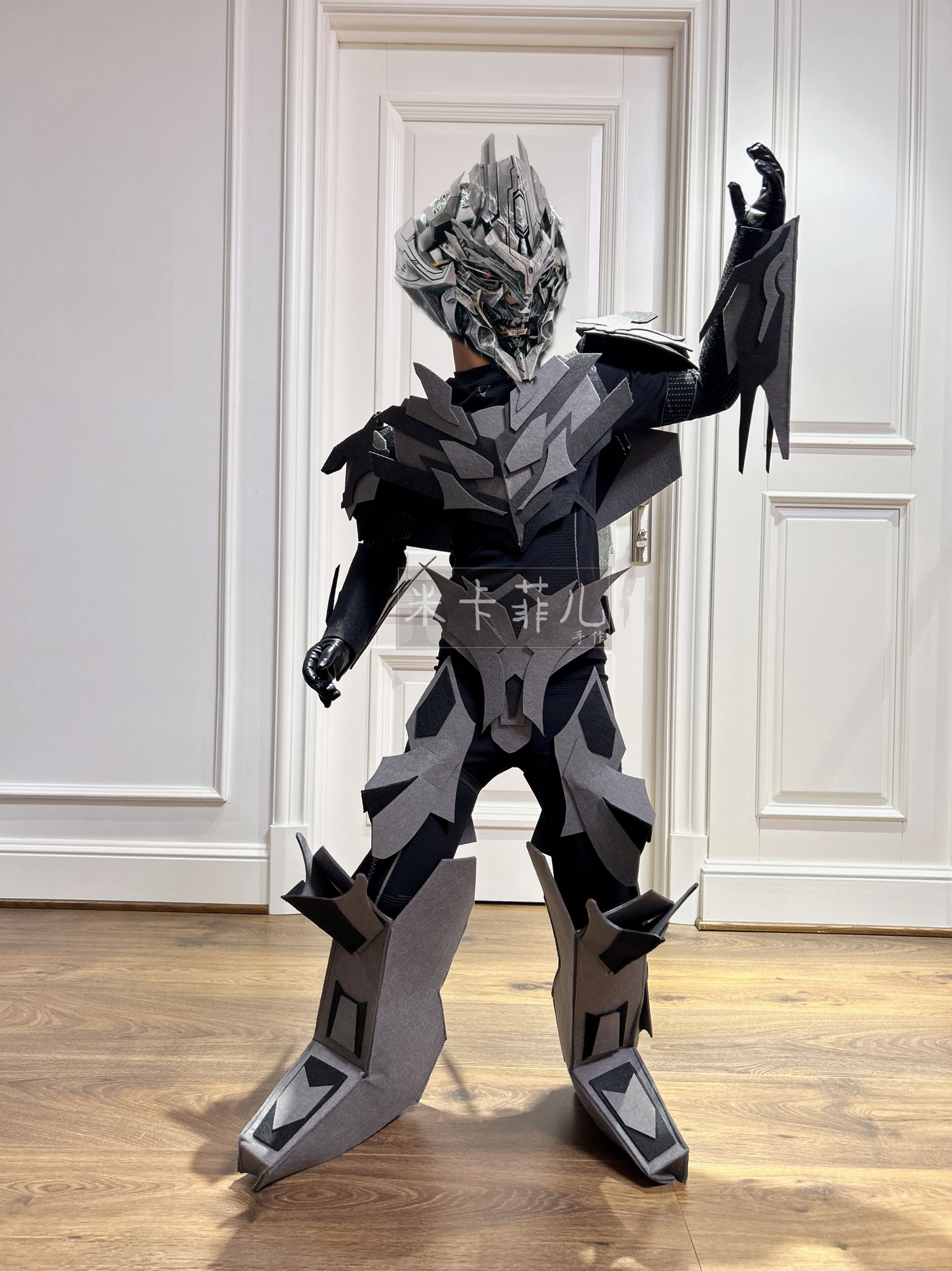 威震天cos服 立体机器人铠甲变形金刚万圣节cosplay 走秀 AI机甲