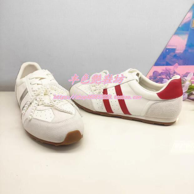 HCL250602正品Harson/哈森真皮德训鞋女25春新平底珍珠休闲运动鞋