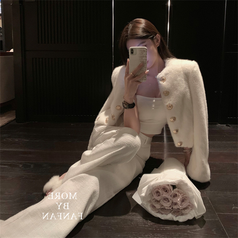 金扣高级感皮草女秋冬小香风